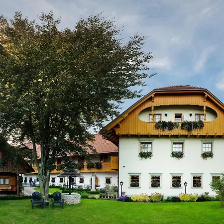 Mayer بيت ضيافة